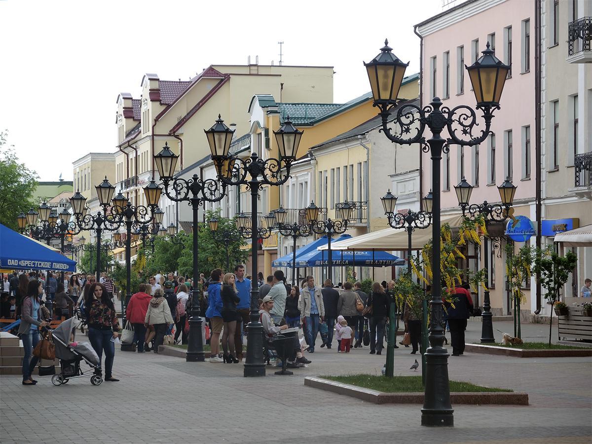 Vladimirskie Apartamenty In Center Of Brześć Zewnętrze zdjęcie