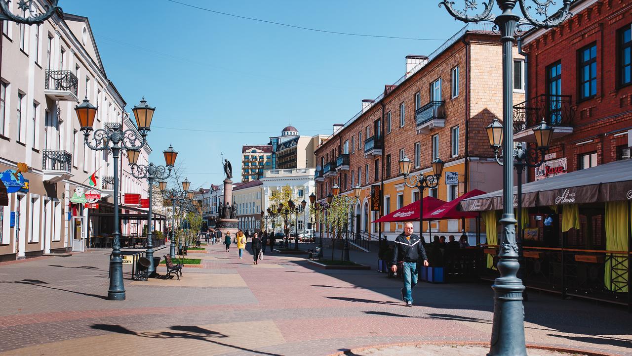 Vladimirskie Apartamenty In Center Of Brześć Zewnętrze zdjęcie